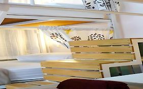 Kamin Bird Hostel
